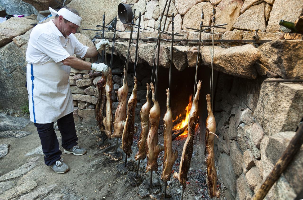Hotel Rocce Sarde San Pantaleo Exteriér fotografie
