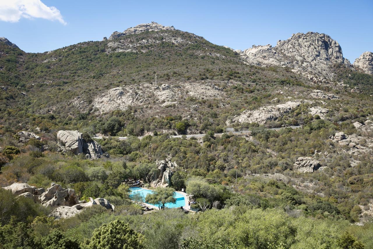 Hotel Rocce Sarde San Pantaleo Exteriér fotografie