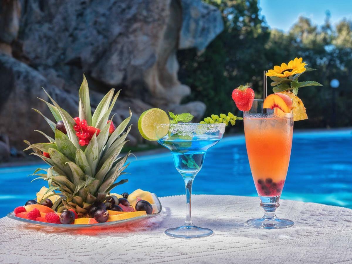 Hotel Rocce Sarde San Pantaleo Exteriér fotografie